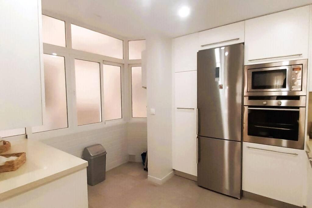Apartmán Mendoza A Un Paso De La Playa Màlaga Exteriér fotografie
